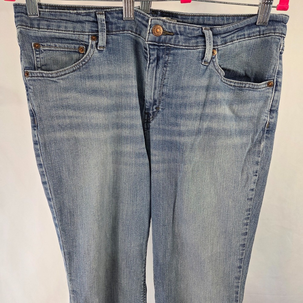 Women's Levi 515 Bootcut. size 15 Light Wash Jeans